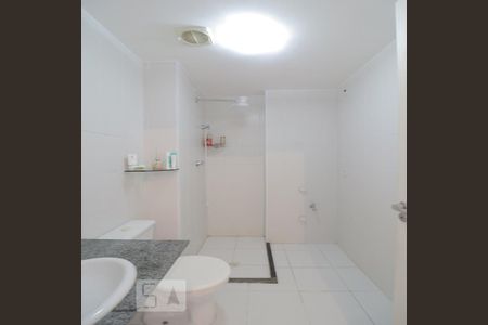 Banheiro de apartamento à venda com 1 quarto, 33m² em Jardim Brasília (zona Norte), São Paulo