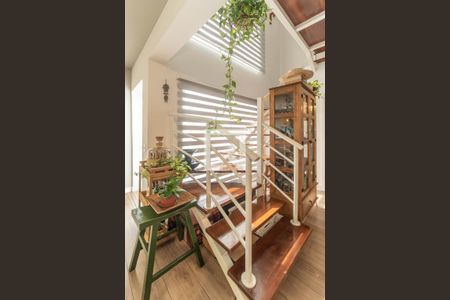 Apartamento à venda com 69m², 1 quarto e 1 vaga Apartamento à venda com 69m², 1 quarto e 1 vagaEscadas