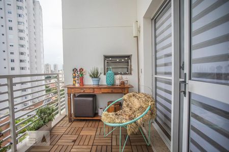 Apartamento à venda com 69m², 1 quarto e 1 vaga Apartamento à venda com 69m², 1 quarto e 1 vagaVaranda