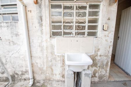 Casa à venda com 45m², 3 quartos e sem vagaÁrea de Serviço