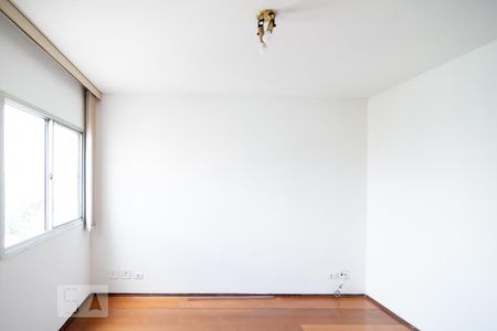 Sala de apartamento para alugar com 1 quarto, 48m² em Santo Amaro, São Paulo
