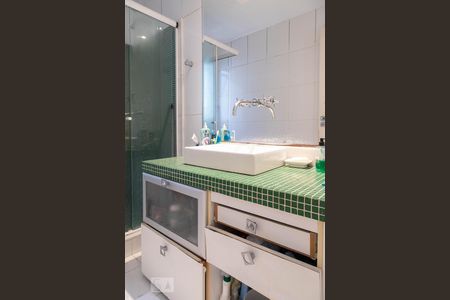 Casa à venda com 500m², 4 quartos e 2 vagas Casa à venda com 500m², 4 quartos e 2 vagasBanheiro da suíte 1