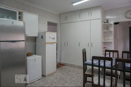 Casa à venda com 550m², 8 quartos e 8 vagasCozinha