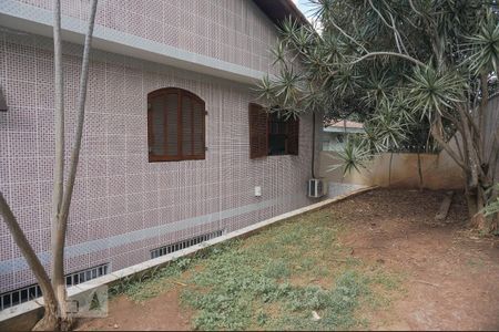 Casa à venda com 550m², 8 quartos e 8 vagasQuintal
