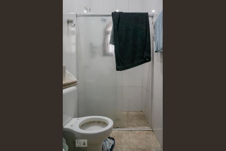 Casa à venda com 550m², 8 quartos e 8 vagasBanheiro da Suíte 4