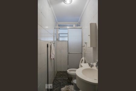 Casa à venda com 550m², 8 quartos e 8 vagasBanheiro da Suíte 5