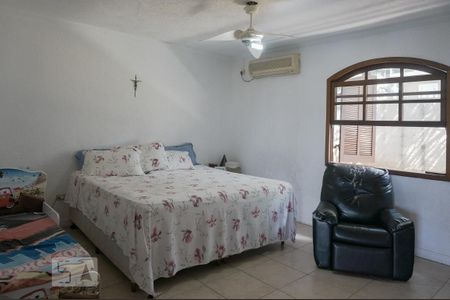 Casa à venda com 550m², 8 quartos e 8 vagasSuíte 1