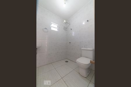 Casa à venda com 102m², 3 quartos e sem vagaBanheiro 2 04