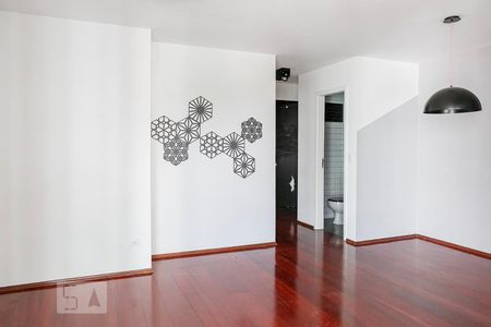 Sala de apartamento para alugar com 1 quarto, 56m² em Pinheiros, São Paulo