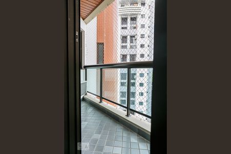 Varanda de apartamento para alugar com 1 quarto, 56m² em Pinheiros, São Paulo