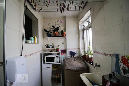 Apartamento à venda com 65m², 3 quartos e 1 vagaÁrea de serviço