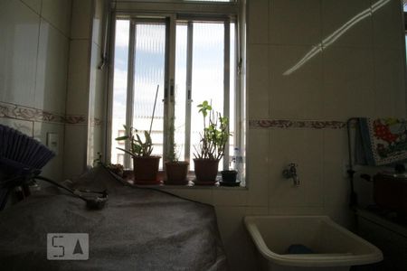 Apartamento à venda com 65m², 3 quartos e 1 vagaÁrea de serviço