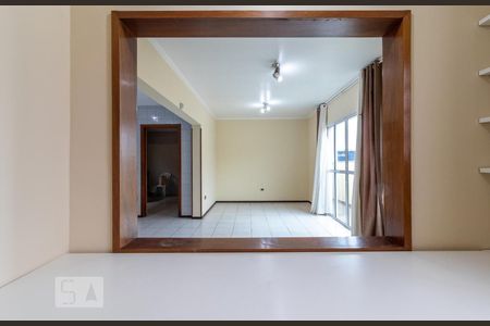Casa à venda com 341m², 4 quartos e 8 vagasEscritório