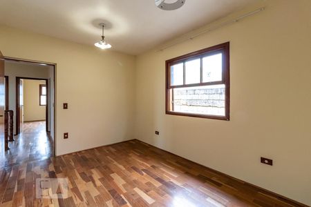 Casa à venda com 341m², 4 quartos e 8 vagasQuarto 1