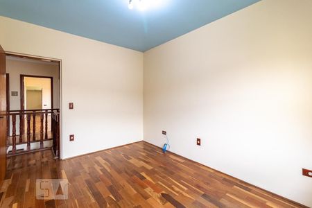Casa à venda com 341m², 4 quartos e 8 vagasQuarto 3