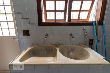 Casa à venda com 341m², 4 quartos e 8 vagasÁrea de Serviço - Tanque