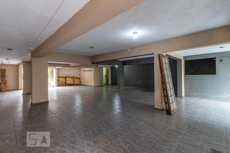 Casa à venda com 341m², 4 quartos e 8 vagasGaragem