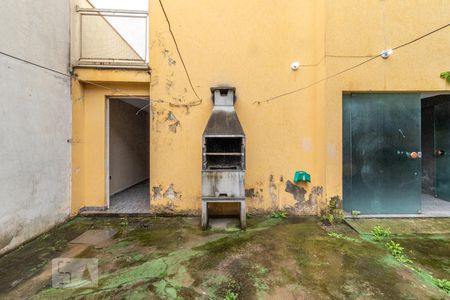 Casa à venda com 341m², 4 quartos e 8 vagasQuintal - Churrasqueira