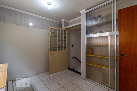 Casa à venda com 341m², 4 quartos e 8 vagasÁrea de Serviço