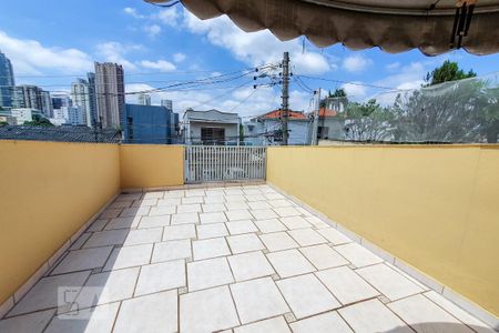 Casa para alugar com 150m², 3 quartos e 2 vagas Casa para alugar com 150m², 3 quartos e 2 vagasVaranda do Quarto 3 - Suíte