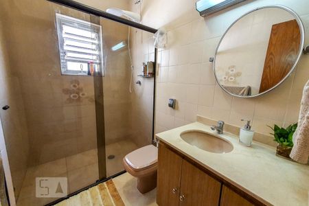Casa para alugar com 150m², 3 quartos e 2 vagas Casa para alugar com 150m², 3 quartos e 2 vagasBanheiro da Suíte