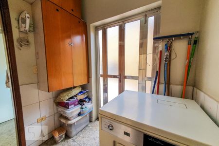 Casa para alugar com 150m², 3 quartos e 2 vagas Casa para alugar com 150m², 3 quartos e 2 vagasQuarto de Serviço