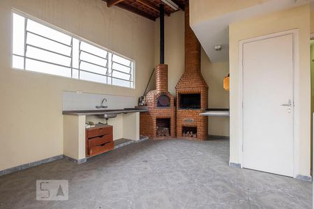 Casa à venda com 300m², 3 quartos e 4 vagasEdícula - Churrasqueira