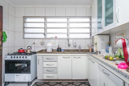 Casa à venda com 144m², 3 quartos e 4 vagas Casa à venda com 144m², 3 quartos e 4 vagasCozinha