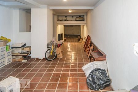 Casa à venda com 144m², 3 quartos e 4 vagas Casa à venda com 144m², 3 quartos e 4 vagasSalão