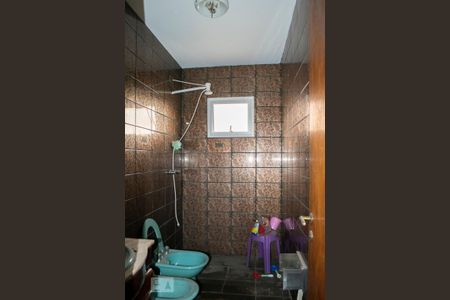 Casa à venda com 550m², 5 quartos e 6 vagas Casa à venda com 550m², 5 quartos e 6 vagasBANHEIRO QUARTO 4