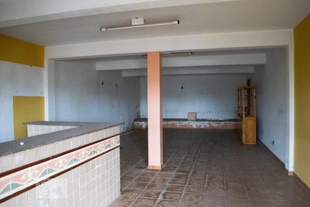 Casa à venda com 550m², 5 quartos e 6 vagas Casa à venda com 550m², 5 quartos e 6 vagasSALÃO