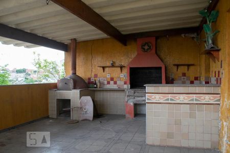 Casa à venda com 550m², 5 quartos e 6 vagas Casa à venda com 550m², 5 quartos e 6 vagasCHURRASQUEIRA