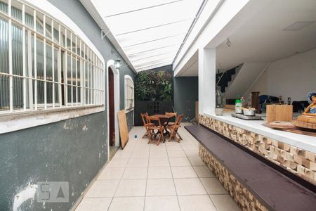 Casa à venda com 176m², 3 quartos e 3 vagasQuintal 
