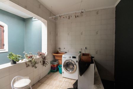 Casa à venda com 176m², 3 quartos e 3 vagasÁrea de serviço 