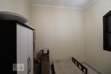 Casa à venda com 176m², 3 quartos e 3 vagasQuarto de serviço 