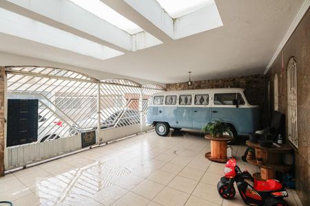 Casa à venda com 176m², 3 quartos e 3 vagasGaragem 