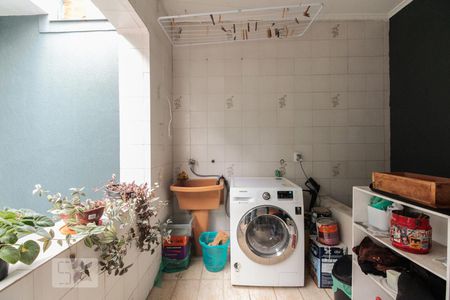 Casa à venda com 176m², 3 quartos e 3 vagasÁrea de serviço 