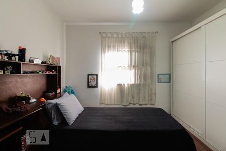 Casa à venda com 176m², 3 quartos e 3 vagasSuíte 2