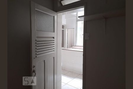 Apartamento para alugar com 75m², 2 quartos e sem vaga