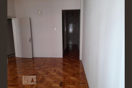 Apartamento para alugar com 75m², 2 quartos e sem vaga