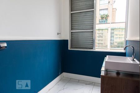 Banheiro de apartamento à venda com 1 quarto, 50m² em Vila Buarque, São Paulo