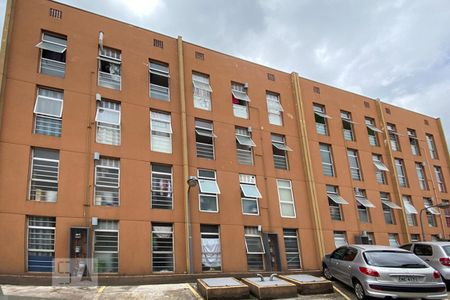 Apartamento para alugar com 55m², 2 quartos e 1 vaga Apartamento para alugar com 55m², 2 quartos e 1 vagaFachada