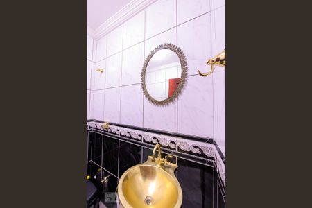 Casa à venda com 300m², 3 quartos e 2 vagasBanheiro do Salao