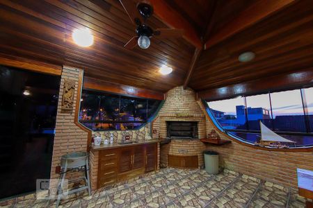 Casa à venda com 300m², 3 quartos e 2 vagasSalao