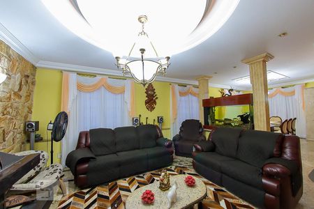 Sala de casa para alugar com 3 quartos, 300m² em Vila Rosalia, Guarulhos