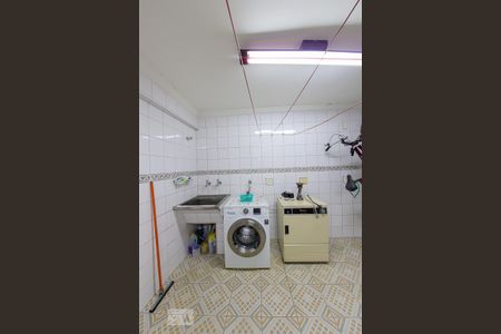 Casa à venda com 300m², 3 quartos e 2 vagasArea de Serviço