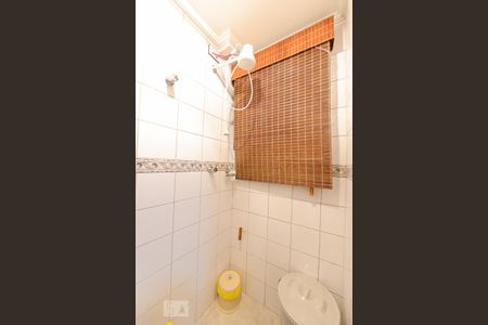 Casa à venda com 300m², 3 quartos e 2 vagasBanheiro de Serviço