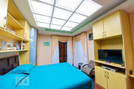 Casa à venda com 300m², 3 quartos e 2 vagasSuite 2