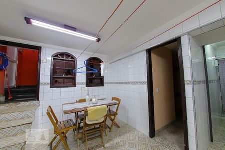 Casa à venda com 300m², 3 quartos e 2 vagasArea de Serviço