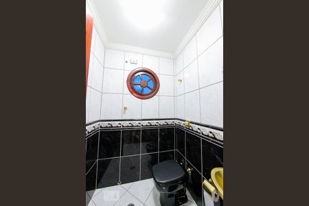 Casa à venda com 300m², 3 quartos e 2 vagasBanheiro do Salao